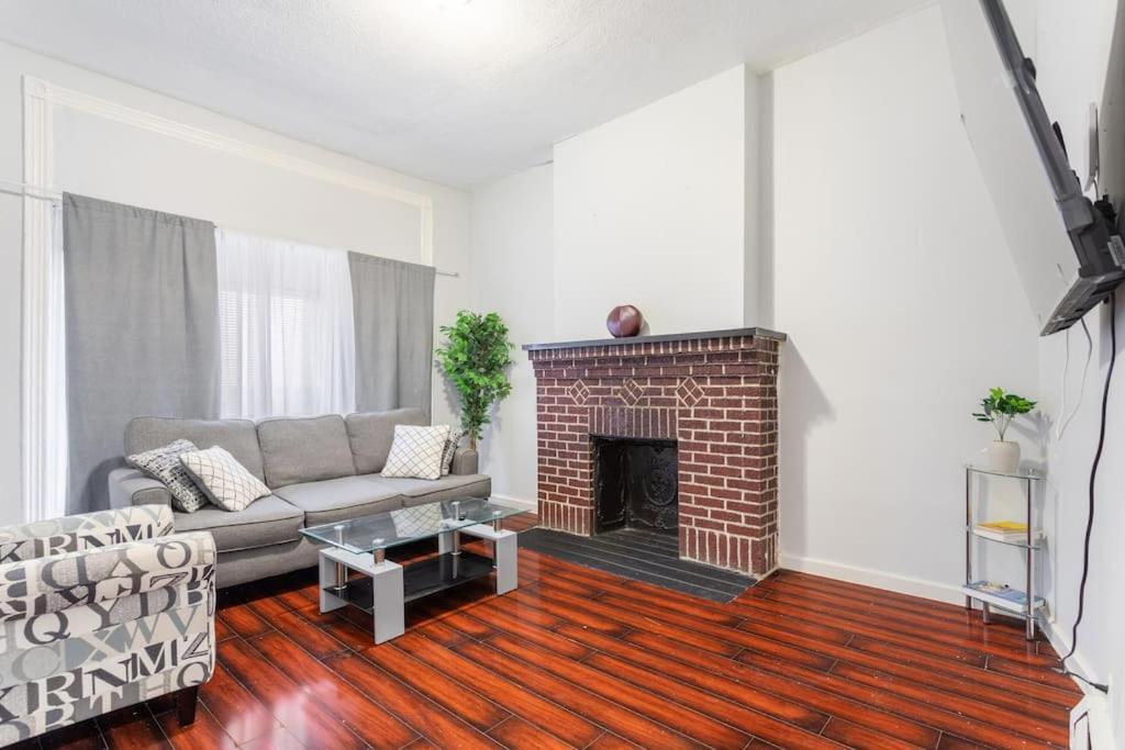 Clinton Hills - Newark Hotel Екстериор снимка
